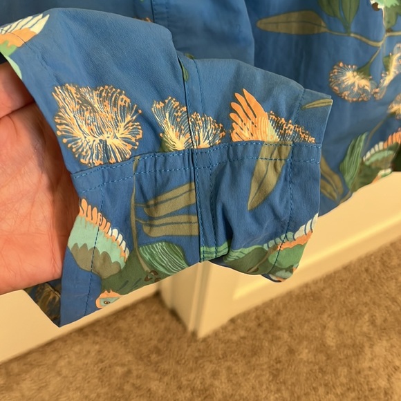 EUC Patagonia Shorts Floral Parrot 🦜 pattern size medium - Picture 5 of 5